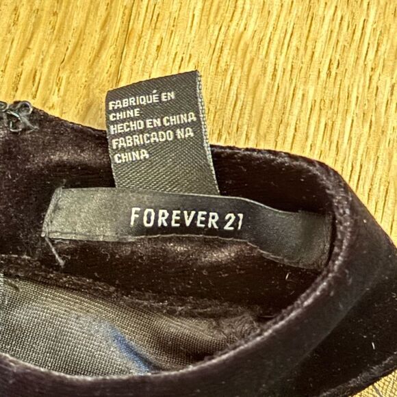 Forever 21 Black Velvet Dress - Picture 3 of 6